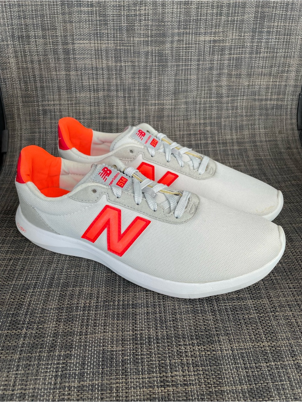 New Balance Women's 514v1 Cush+ Sneakers Silver/Coral Red Athletic Shoes Sz 10 - Picture 3 of 11